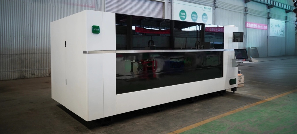 Mesin Pemotong Laser Fiber Berbaloi (1).webp