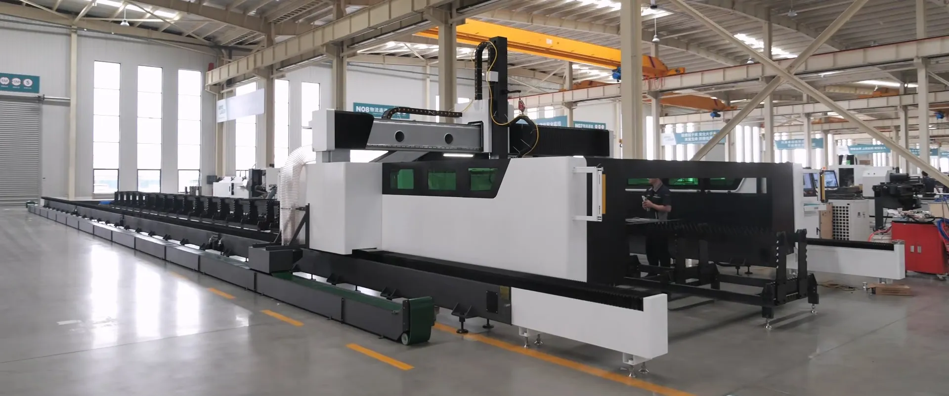 Mesin Pemotong Laser All-in-One laser Aore.webp