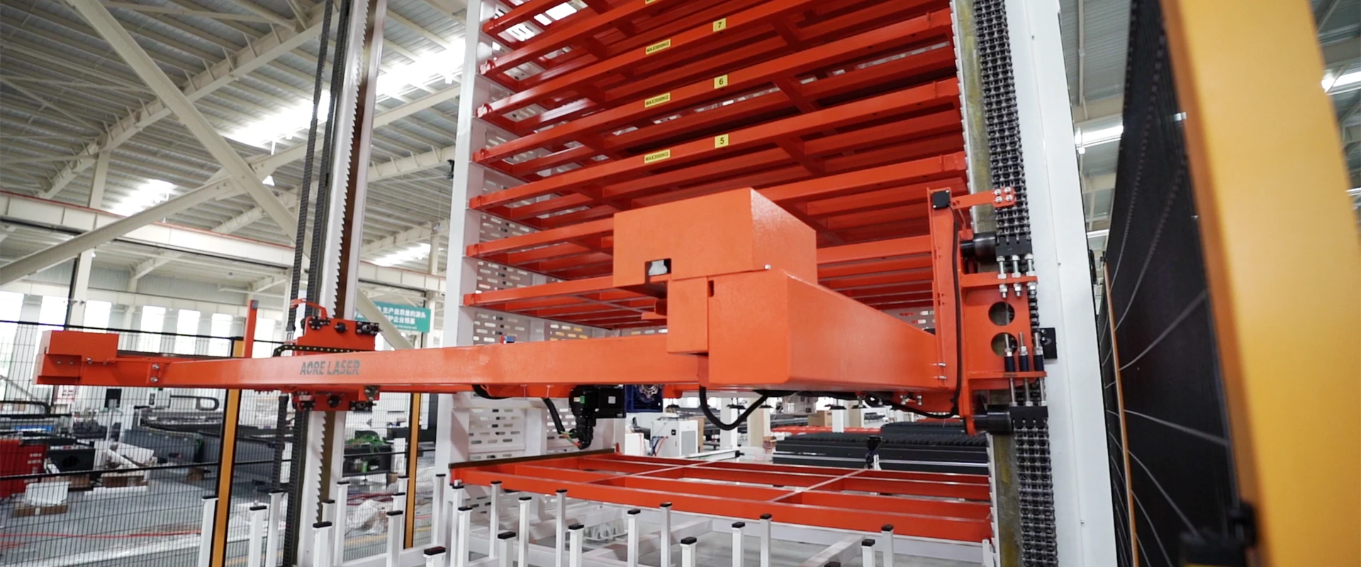 Kelebihan Automasi Mesin Pemotong Laser Fiber (4).webp