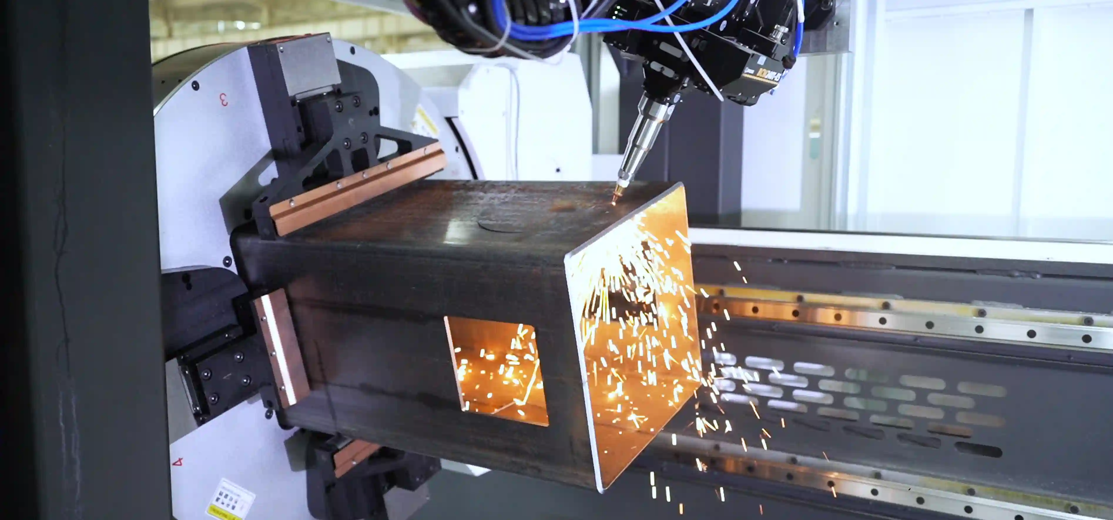 Apakah Mesin Pemotong Tiub Laser (1).webp